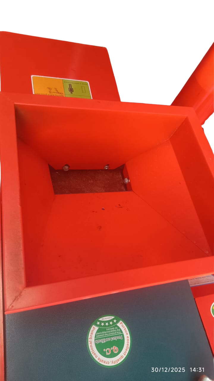 PICADORA DE PASTO CON MOLINO MARTILLO - PM1