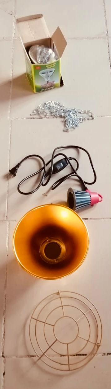 Campana Calentadora con Foco Graduable